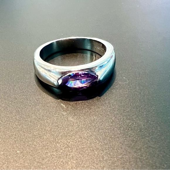 Lia Sophia Amethyst Ring (FEBRUARY’s BIRTHSTONE) - Picture 2 of 4